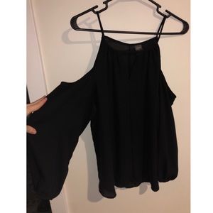 **MUST GO ASAP** Open shoulder blouse
